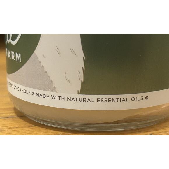 Bath and Body Works Tree Farm Single Wick Candle 7oz - Picture 3 of 9